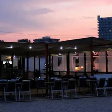 Resort Club Dunarea 3*